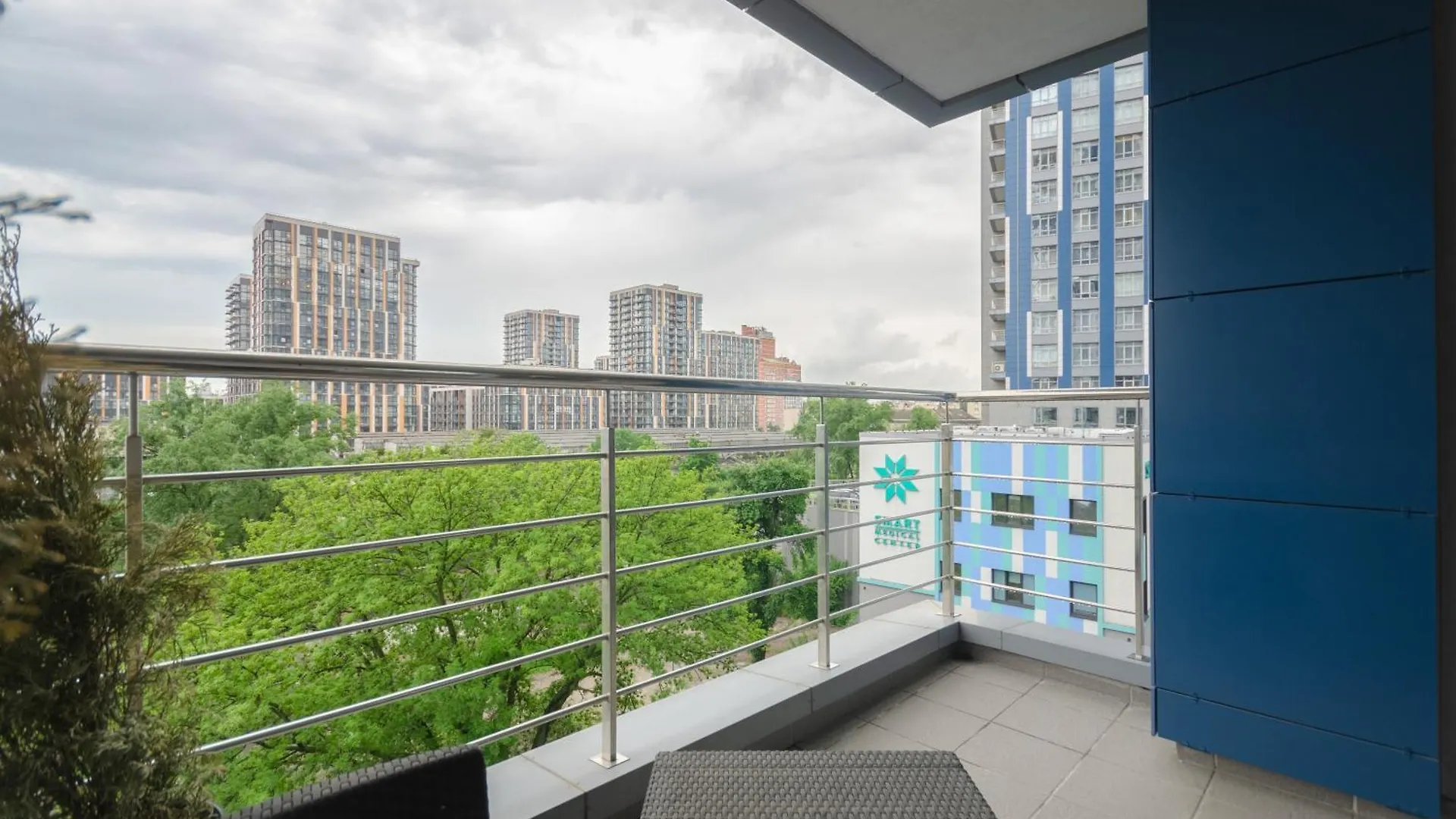 Petrovdom Apartments 5-471 In Rc Central Park ,7 John Mccain Street 基輔