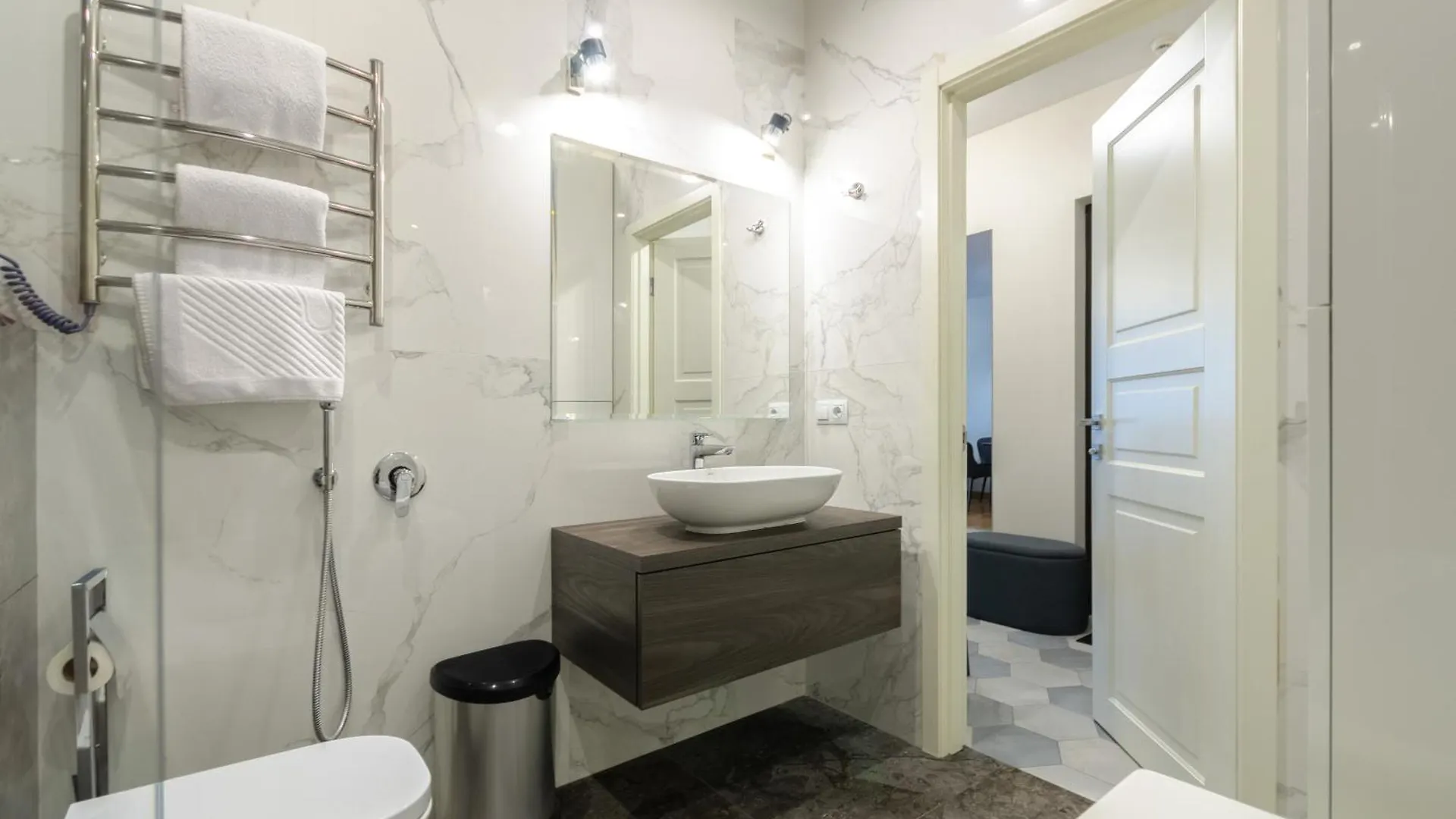 Petrovdom Apartments 5-471 In Rc Central Park ,7 John Mccain Street 基輔
